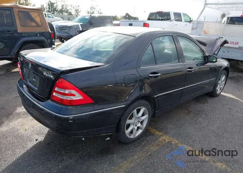 2007 Mercedes-Benz C 280 Luxury 4Matic из США, поврежденный, VIN WDBRF92H07F919547